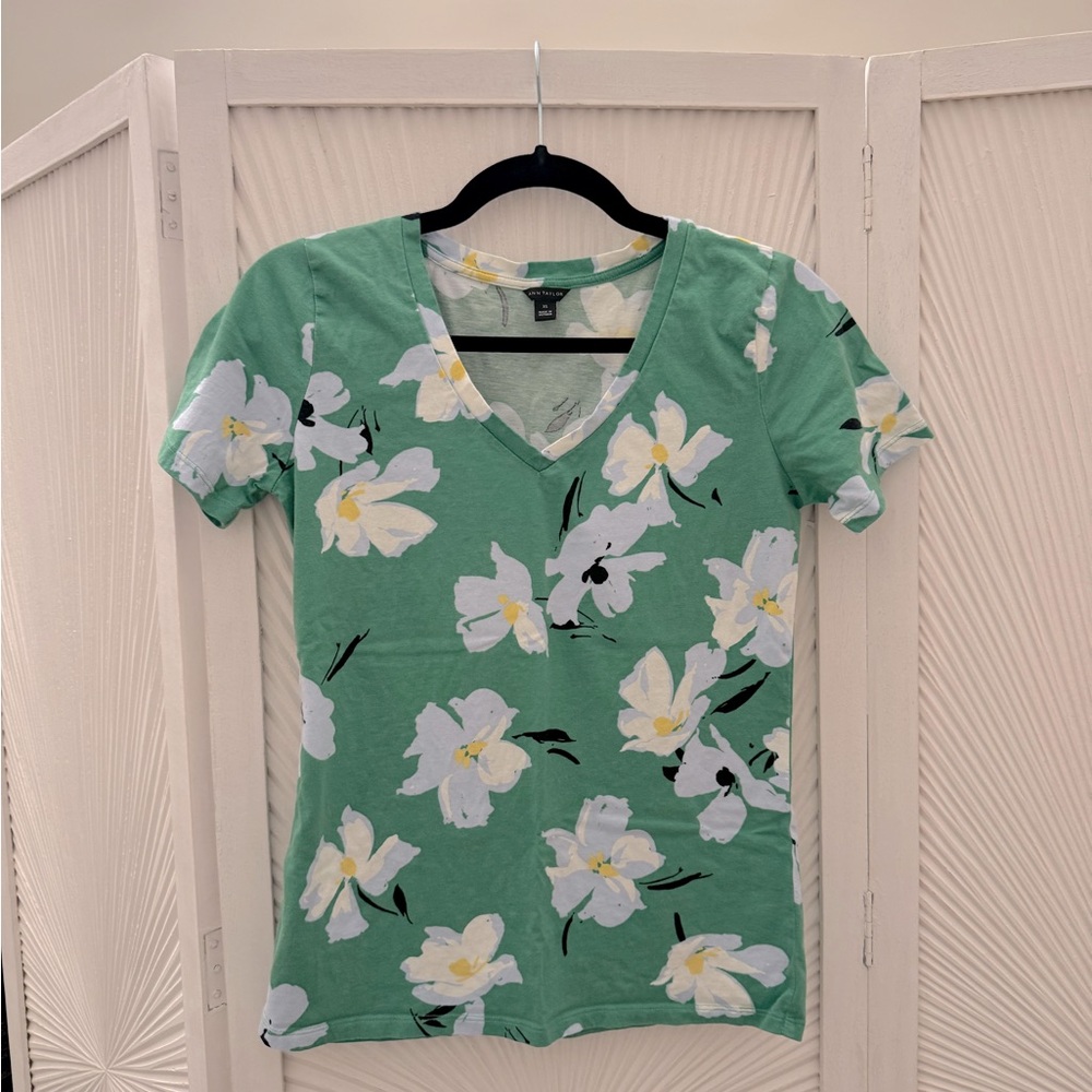 Ann Taylor V-Neck Blouse